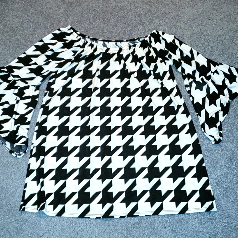 Houndstooth print tunic
